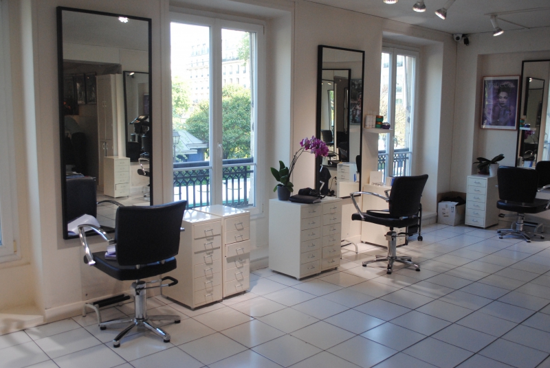 salon-coiffure-BREIL SUR ROYA-min_floor-home-office-property-living-room-room-781228-pxhere.com